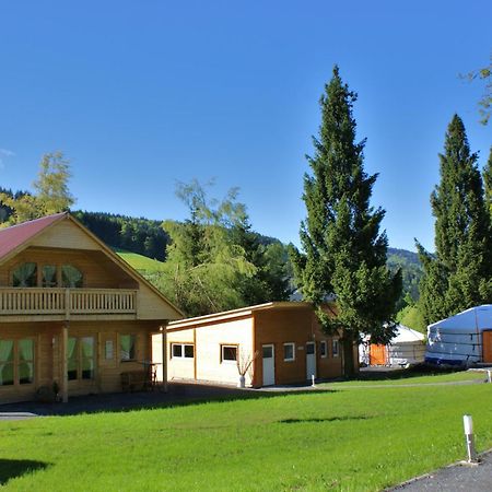 Villa Donkey Chalet Degersheim Extérieur photo