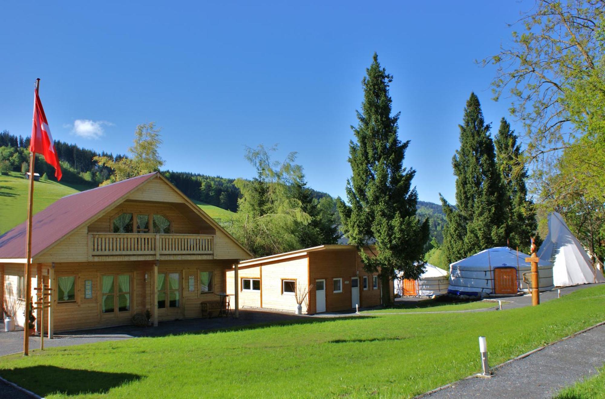 Villa Donkey Chalet Degersheim Extérieur photo