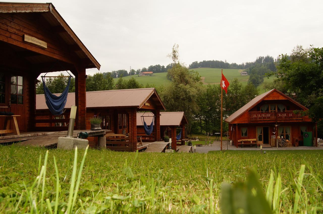 Villa Donkey Chalet Degersheim Extérieur photo